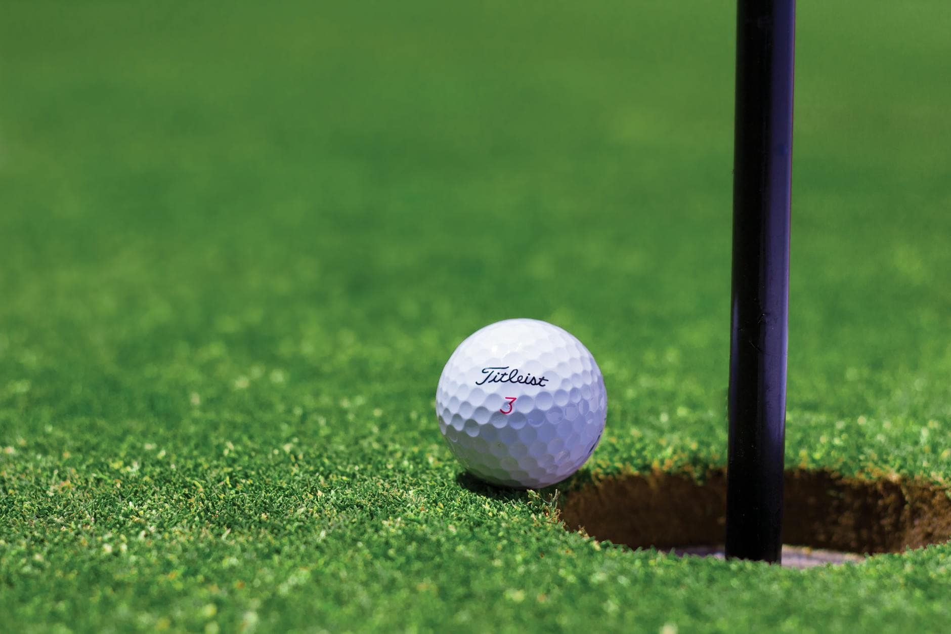 Golf Ball Compression Decoded: How Core Density Shapes Your Performance