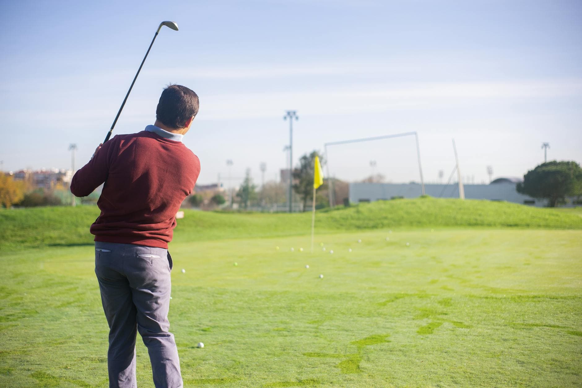 Bump-and-Run vs. Lob Shot: Make the Right Call